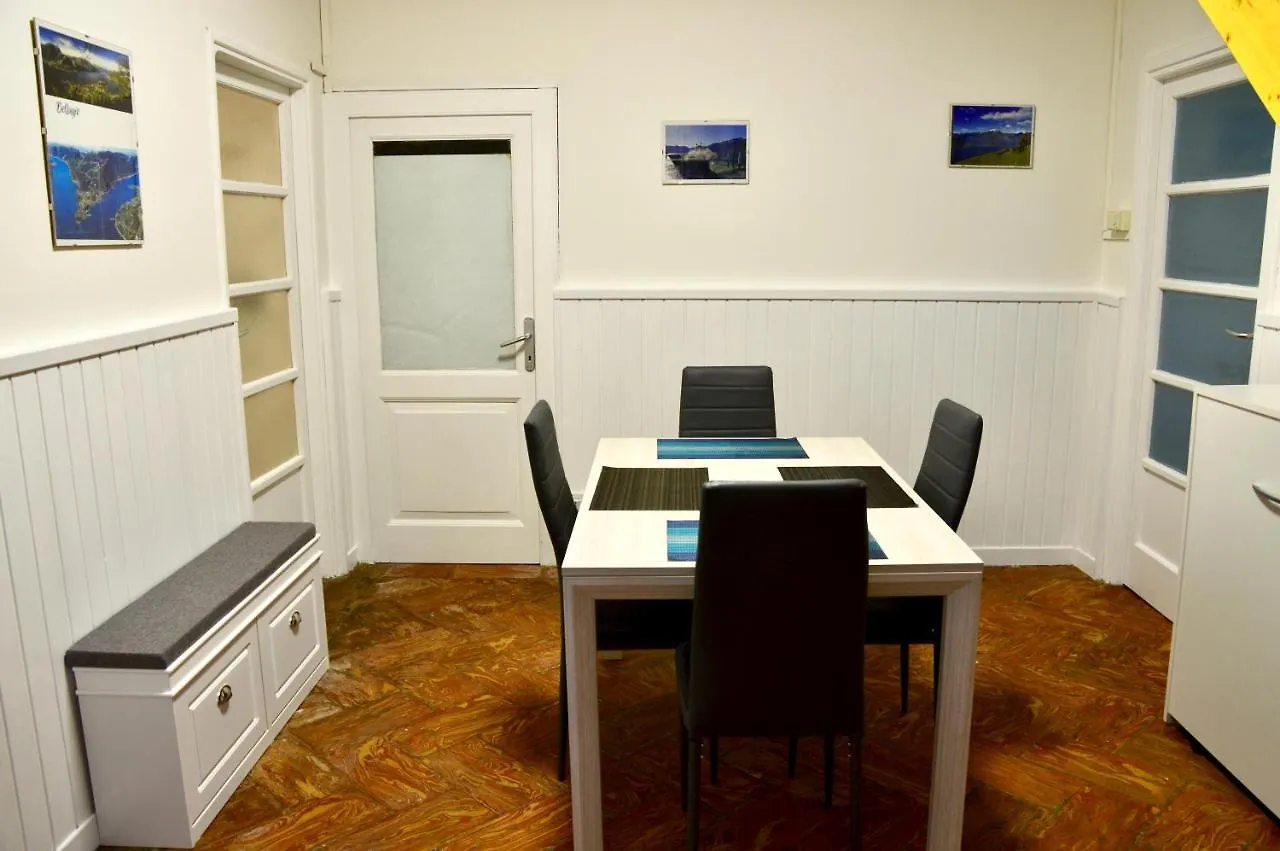 Casta House location